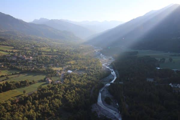 Vue de la nacelle de la montgolfière