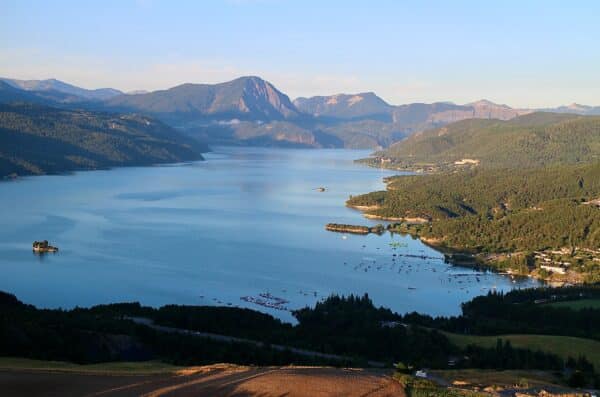 Magnifique vue de la nacelle, panorama sur Serre-Ponçon, baie St Michel, Baie de Chanteloube