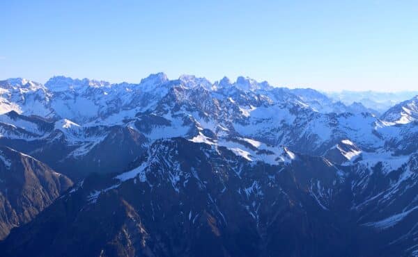 Touchez les Ecrins du doigt en vol Montagne d'altitude, Montgolfière Hautes Alpes