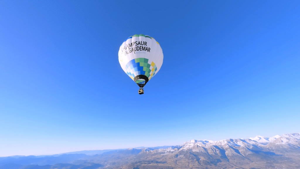 Vue panoramique de la montgolfière en vol